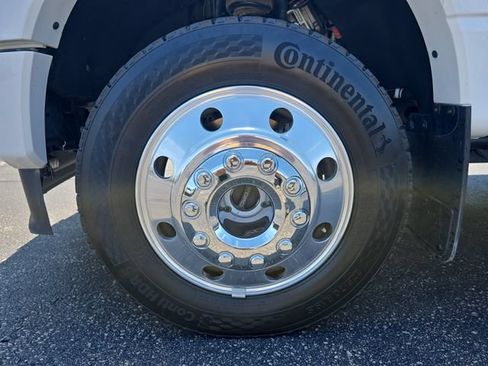 Certified 2026 Ford F450 Platinum w/ FX4 Off-Road Package AWD/4WD image 10