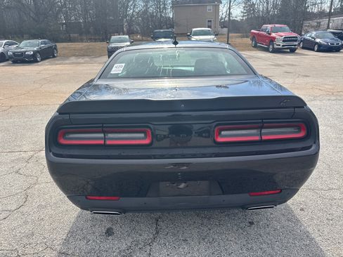 Used 2021 Dodge Challenger SXT w/ Plus Package image 6