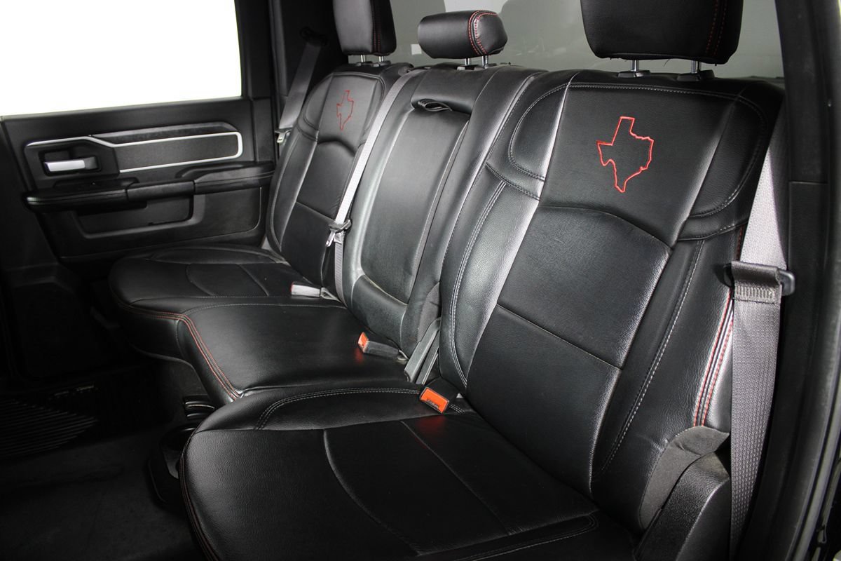 Used 2019 RAM 2500 Big Horn w/ Black Appearance Package RWD image 31