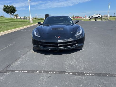 Used 2016 Chevrolet Corvette Stingray Coupe w/ Carbon Flash Badge Package RWD image 8