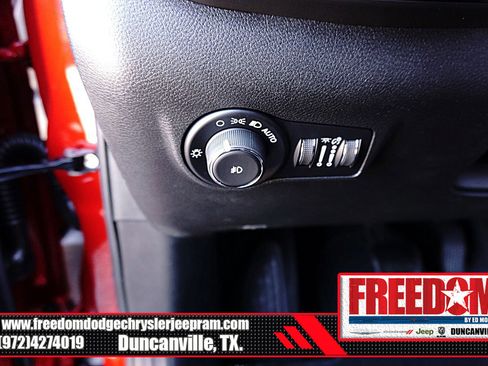 New 2026 Jeep Compass Latitude image 27