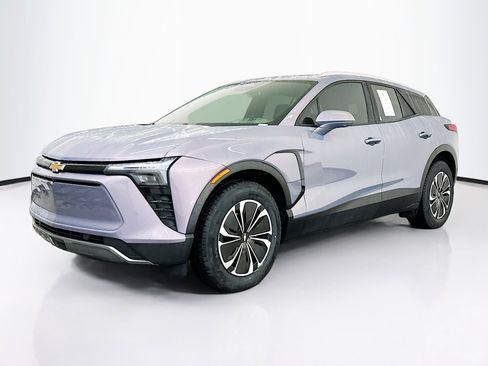 Used 2024 Chevrolet Blazer EV LT AWD/4WD image 3