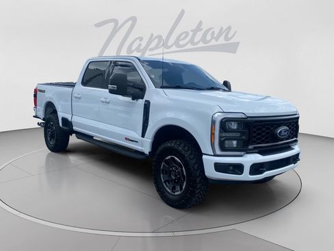 Used 2023 Ford F350 XLT w/ Tremor Off-Road Package AWD/4WD image 3