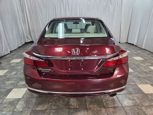 Used 2016 Honda Accord LX image 4