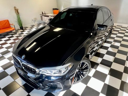 Used 2018 BMW M5 image 23