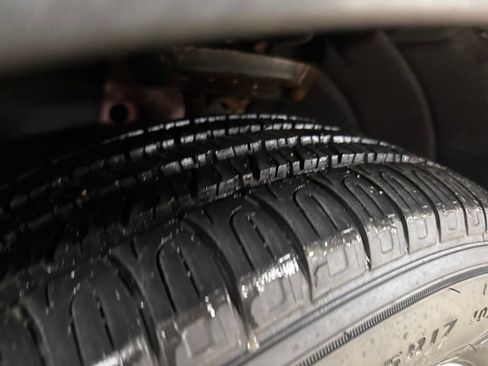 Certified 2021 GMC Terrain SLE w/ Driver Convenience Package image 12