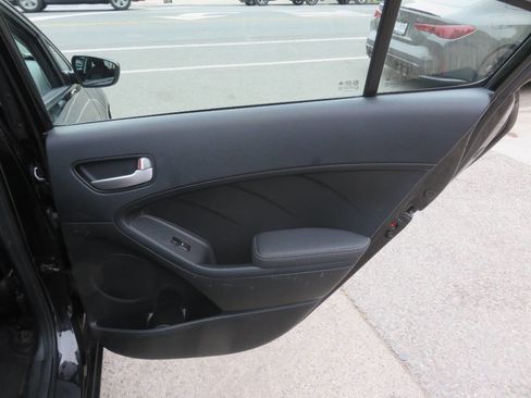 Used 2017 Kia Forte LX FWD image 25