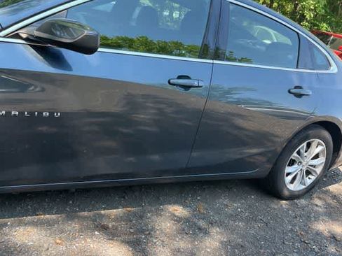 Used 2019 Chevrolet Malibu LT FWD image 5