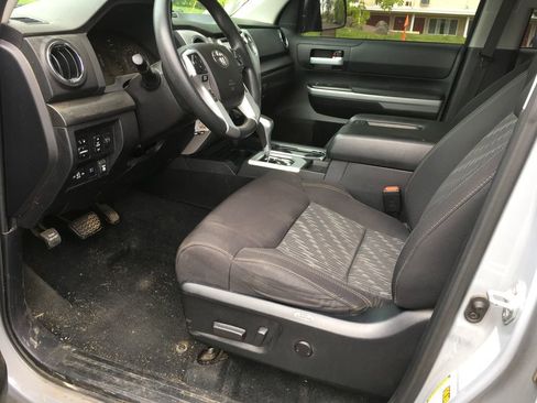 Used 2021 Toyota Tundra SR5 w/ Trail Edition AWD/4WD image 4