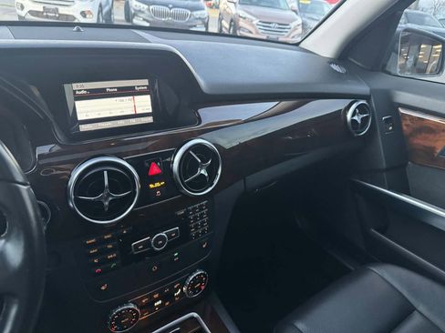 Used 2014 Mercedes-Benz GLK 350 4MATIC image 19