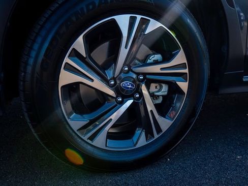 Certified 2024 Subaru Crosstrek 2.0i Premium image 15