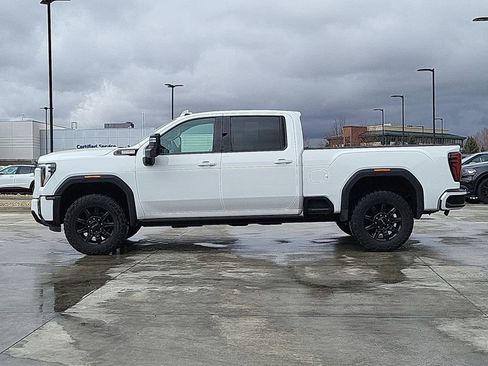 Used 2024 GMC Sierra 3500 AT4 w/ AT4 Premium Plus Package image 5