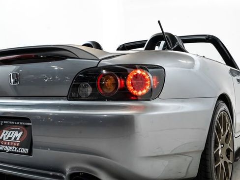 Used 2005 Honda S2000 image 12