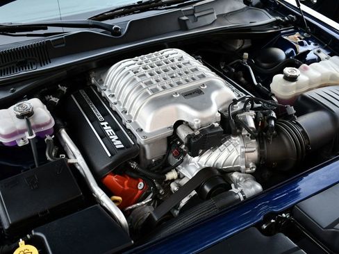 Used 2017 Dodge Challenger SRT Hellcat image 66