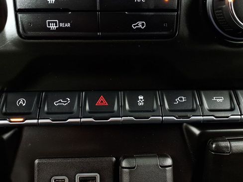 Used 2021 Chevrolet Silverado 1500 Custom image 20