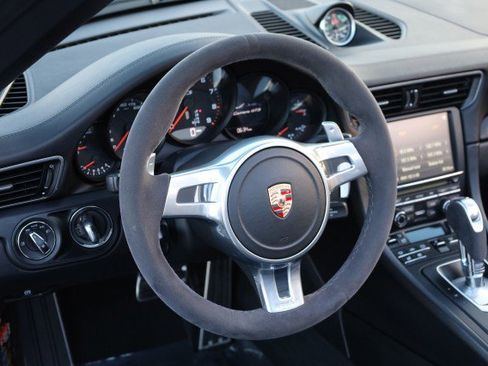 Used 2015 Porsche 911 Carrera GTS image 24