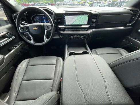 Used 2024 Chevrolet Silverado 2500 LTZ w/ LTZ Plus Package image 13