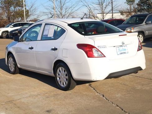 Used 2019 Nissan Versa S Plus image 5