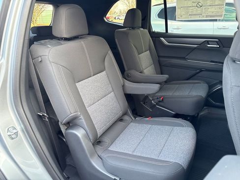 New 2026 GMC Acadia Elevation image 45