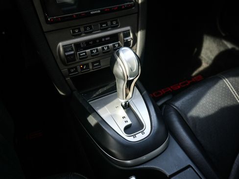 Used 2005 Porsche 911 Carrera S image 24