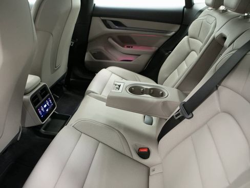 Certified 2025 Porsche Taycan image 28