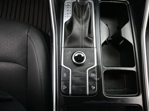 Used 2023 Kia Sorento S image 21