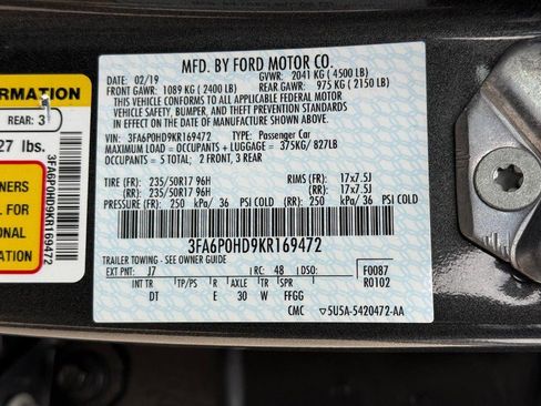 Used 2019 Ford Fusion SE FWD image 27