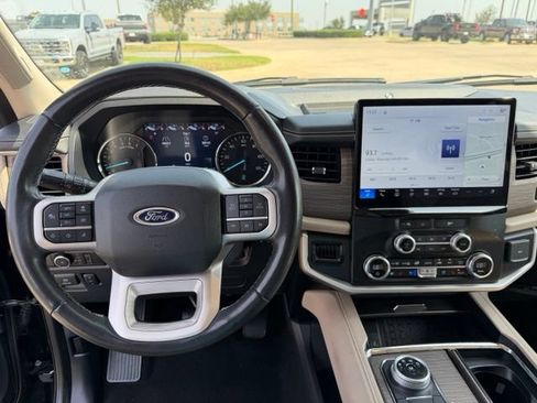 Used 2024 Ford Expedition Max Limited AWD/4WD image 15