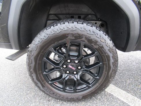 Used 2026 GMC Canyon Elevation w/ Convenience Package AWD/4WD image 10