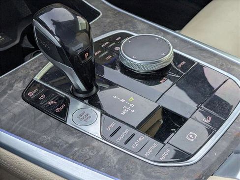 Used 2019 BMW X5 xDrive40i w/ Premium Package 2 image 11