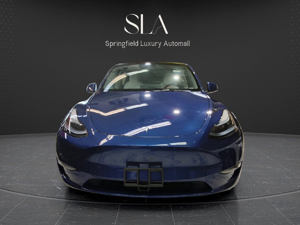 Used 2023 Tesla Model Y Long Range AWD/4WD image 2