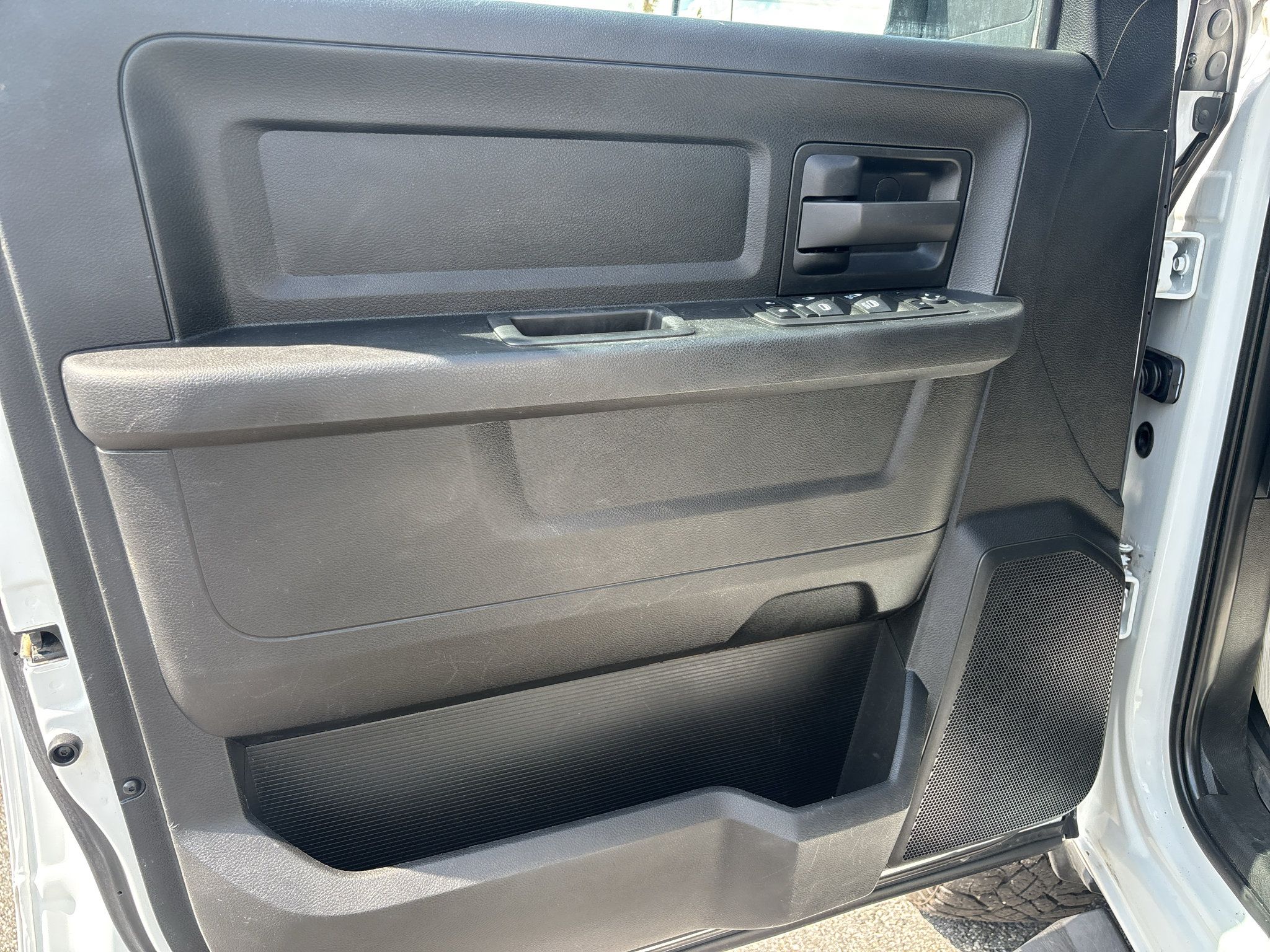 Used 2022 RAM 2500 Tradesman w/ Chrome Appearance Group AWD/4WD image 20