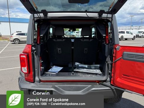 Used 2023 Ford Bronco Black Diamond w/ Sasquatch Package AWD/4WD image 18