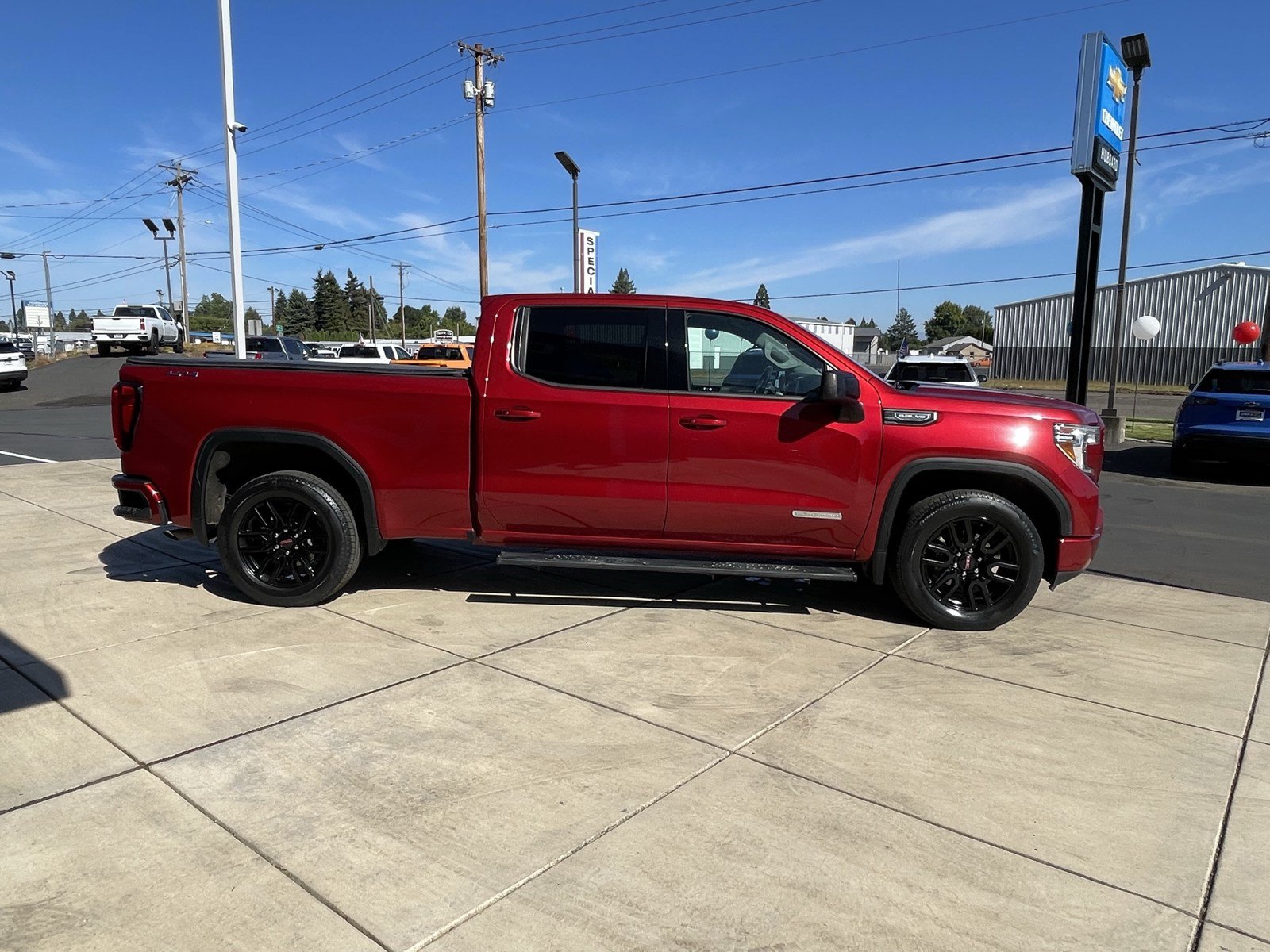 Used 2021 GMC Sierra 1500 Elevation AWD/4WD image 6