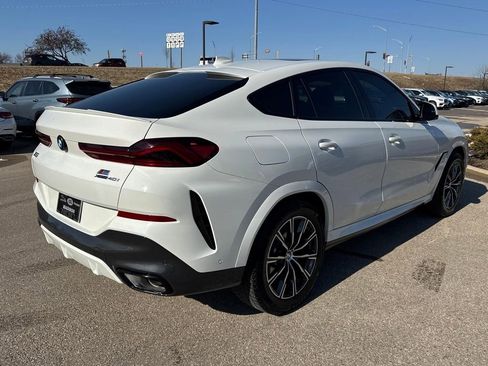 Used 2023 BMW X6 xDrive40i w/ Executive Package image 4