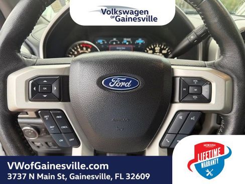 Used 2018 Ford F150 Lariat w/ Trailer Tow Package image 22