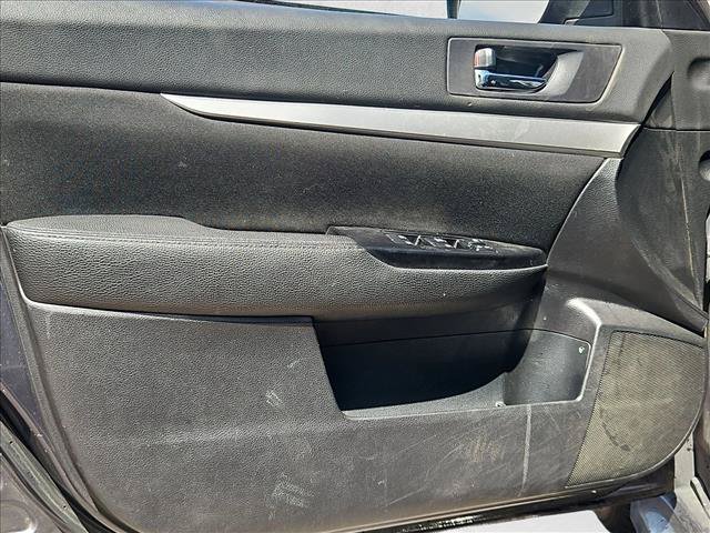 Used 2014 Subaru Legacy 2.5i Premium AWD/4WD image 9