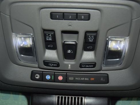 Used 2024 Chevrolet Silverado 1500 LTZ w/ LTZ Premium Package AWD/4WD image 50