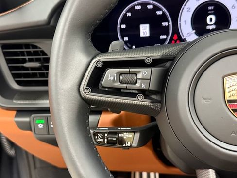 Certified 2026 Porsche 911 Targa 4 GTS AWD/4WD image 18