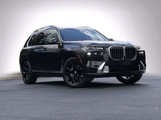 Used 2024 BMW X7 xDrive40i w/ Premium Package AWD/4WD video 2