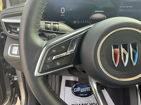 Used 2025 Buick Enclave Sport Touring image 34