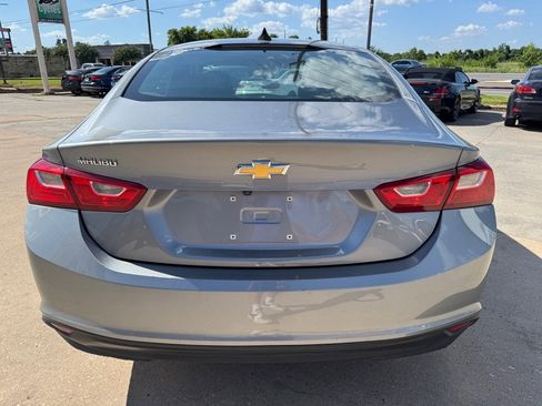 Used 2023 Chevrolet Malibu LS image 10