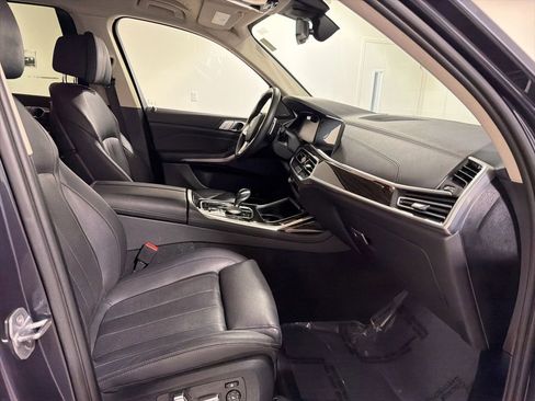 Used 2020 BMW X7 xDrive40i w/ Premium Package AWD/4WD image 25