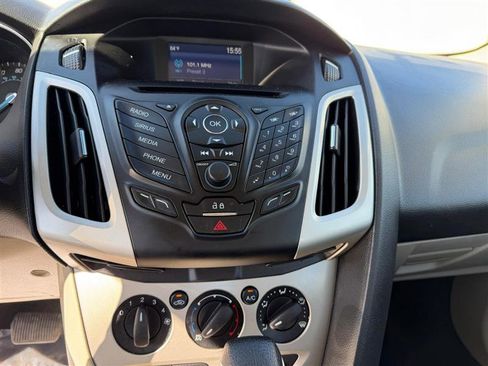 Used 2014 Ford Focus SE image 28