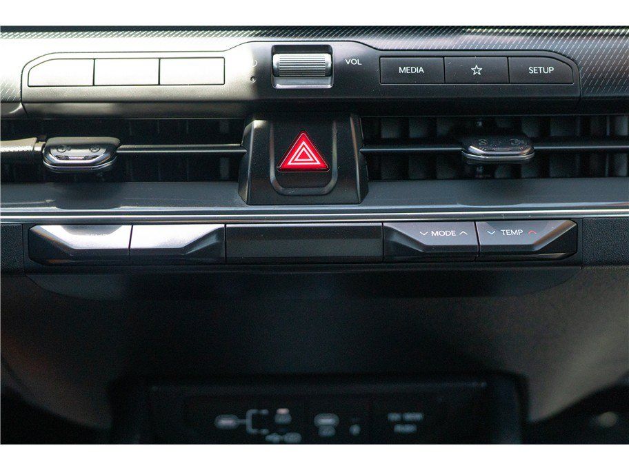 Used 2025 Kia K4 GT-Line w/ GT-Line Sunroof Package FWD image 13