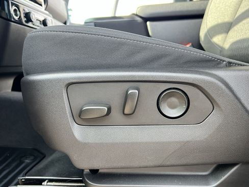 Certified 2024 Chevrolet Silverado 1500 LT image 18