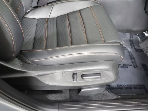 Used 2025 Honda CR-V Sport-L image 33