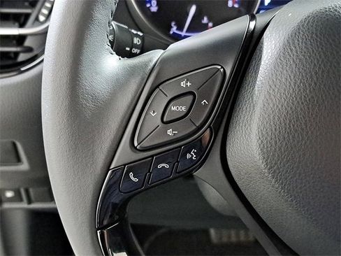Used 2022 Toyota C-HR Limited image 24