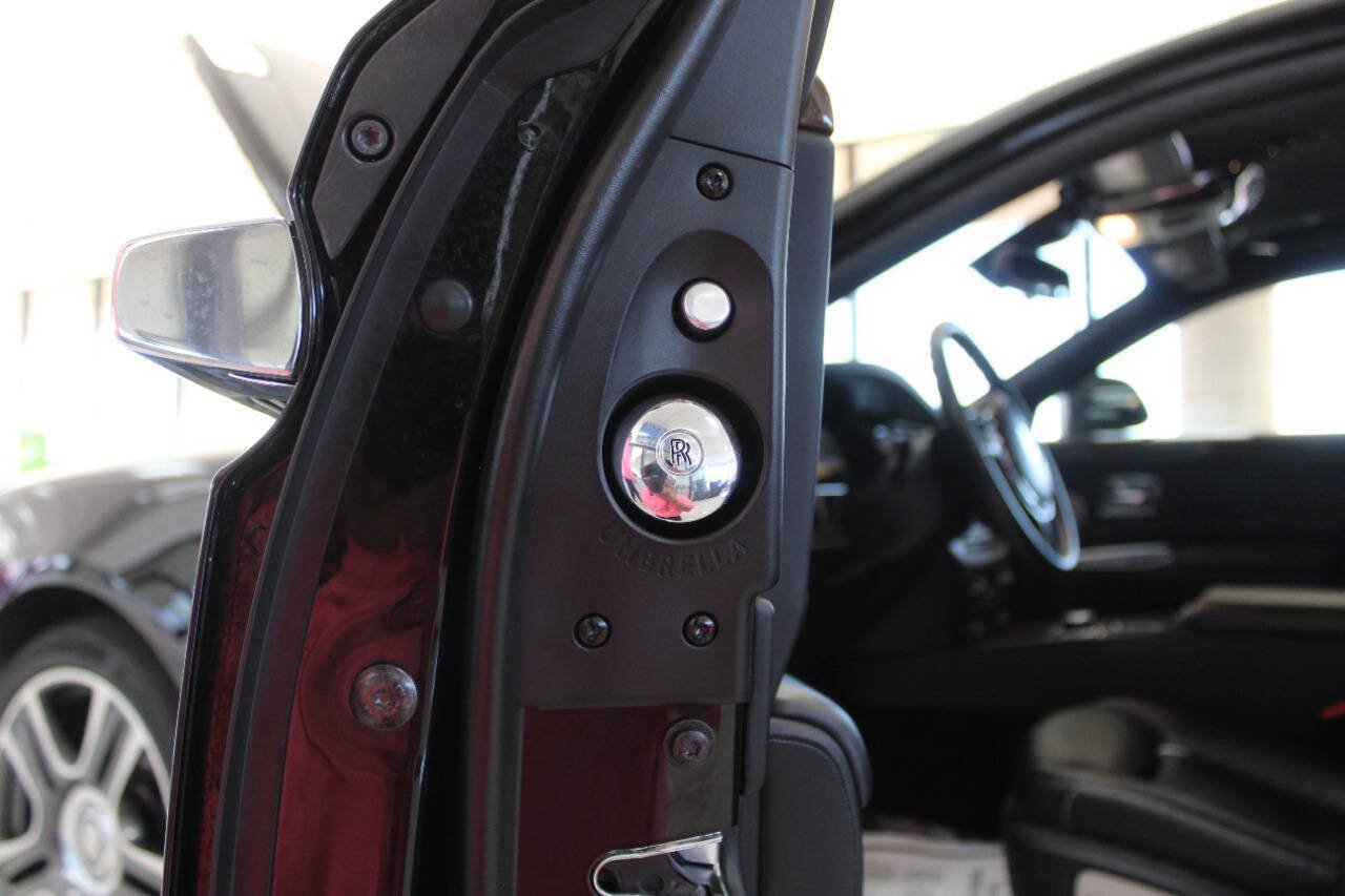 Used 2019 Rolls-Royce Ghost RWD image 21