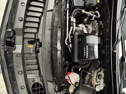 Used 2021 Cadillac Escalade Sport w/ Driver Assist Tech Package image 58